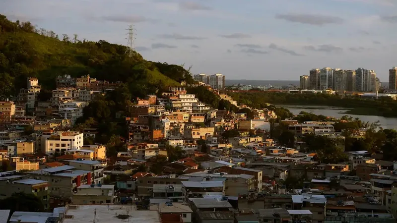 Duas pessoas são baleadas em menos de três horas na Zona Oeste do Rio