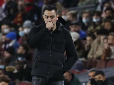 Barcelona anuncia a demissão de Xavi  