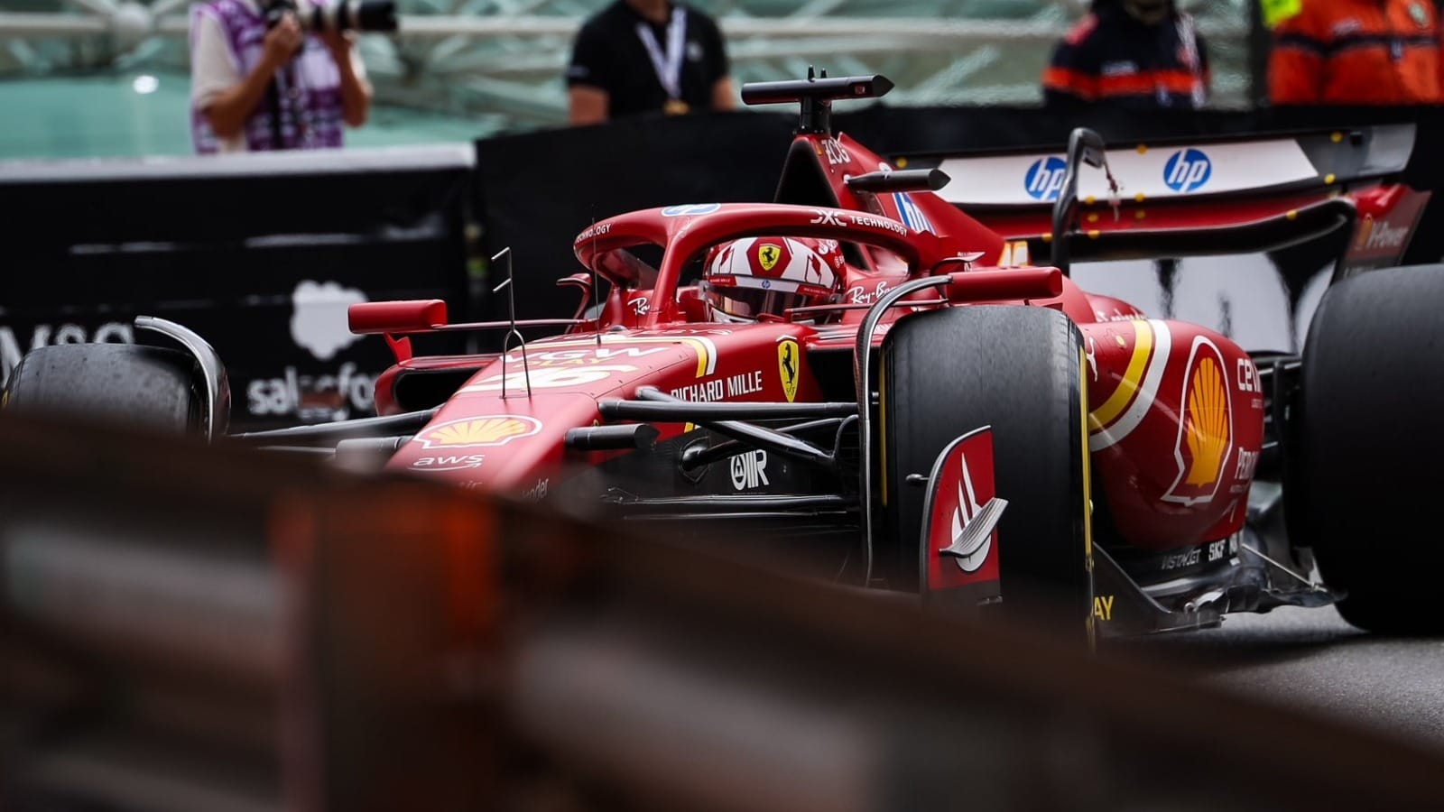 Charles Leclerc domina segundo treino livre do GP de Mônaco