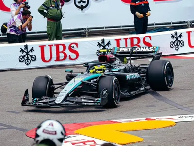 Hamilton lidera primeiro treino em Mônaco; Red Bull tem desempenho apagado