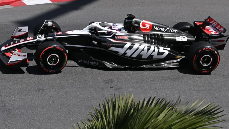 Punidos por irregularidades na asa móvel, pilotos da Haas vão largar do pitlane