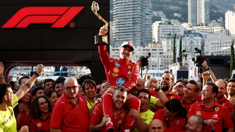 Leclerc revela que lágrimas de emoção o atrapalharam nas voltas finais em Mônaco