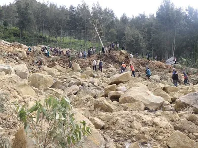 Papua-Nova Guiné estima que 2 mil pessoas estão soterradas após deslizamento