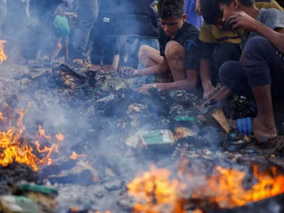 Incêndio em Rafah pode ter sido provocado por explosões secundárias, diz Israel