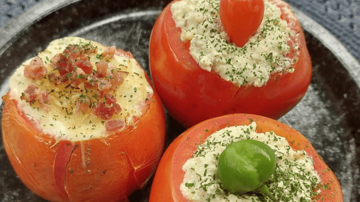 Tomate recheado | Band Receitas