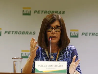 Nova presidente da Petrobras defende política de preços em vigor