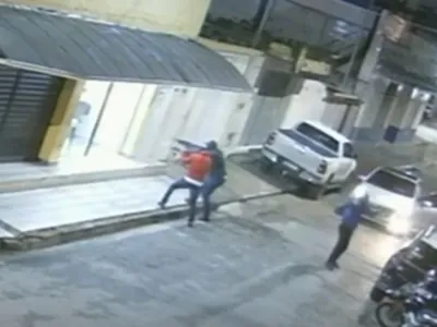 VÍDEO: Câmera mostra execução de pré-candidato no Guarujá, litoral de SP