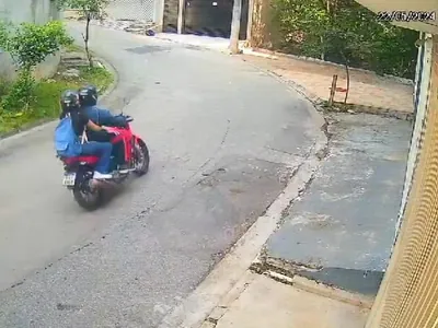 'Maníaco da moto vermelha' é preso após atacar mulheres em Diadema (SP)