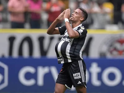 Pedrinho desencanta contra Caracas e Atlético-MG fica na liderança; veja gols