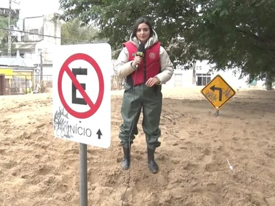 Região das Ilhas, em Porto Alegre, sofre com bancos de areia de até 2 metros