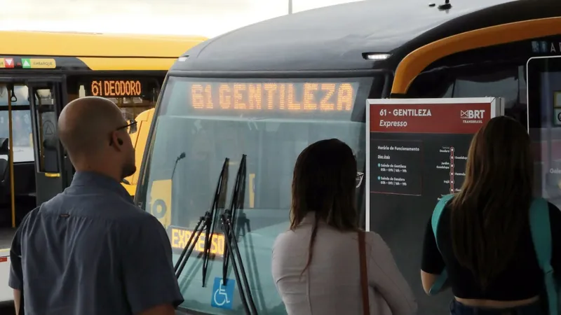 Número de passageiros no BRT Transbrasil quase dobra em um mês