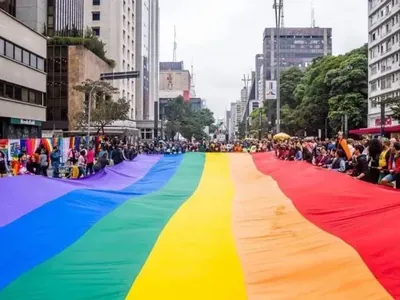 28ª edição da parada do orgulho LGBT+ acontece neste domingo (02)