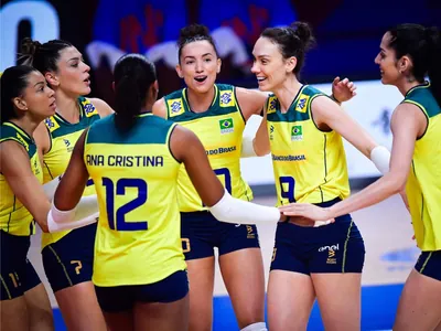 Brasil vence Itália no tie-break na Liga das Nações Feminina de Vôlei