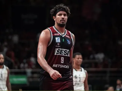  Franca vence o Flamengo no primeiro jogo da final da NBB 2023-2024