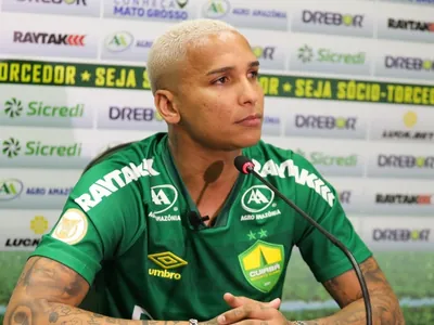 Deyverson no Corinthians: Augusto Melo nega acerto e diz que a chance é zero