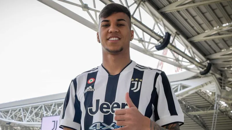 Santos notifica Juventus e Cruzeiro e ameaça ir à Fifa por venda de Kaio Jorge