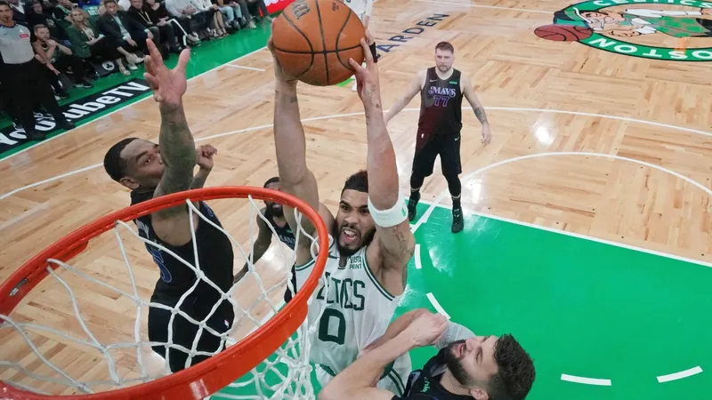 Jogo 3 das finais da NBA entre Celtics e Mavericks; veja onde assistir