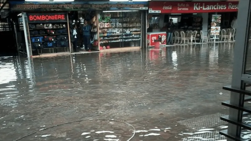 Rodoviária de Porto Alegre é reaberta nesta sexta (7)