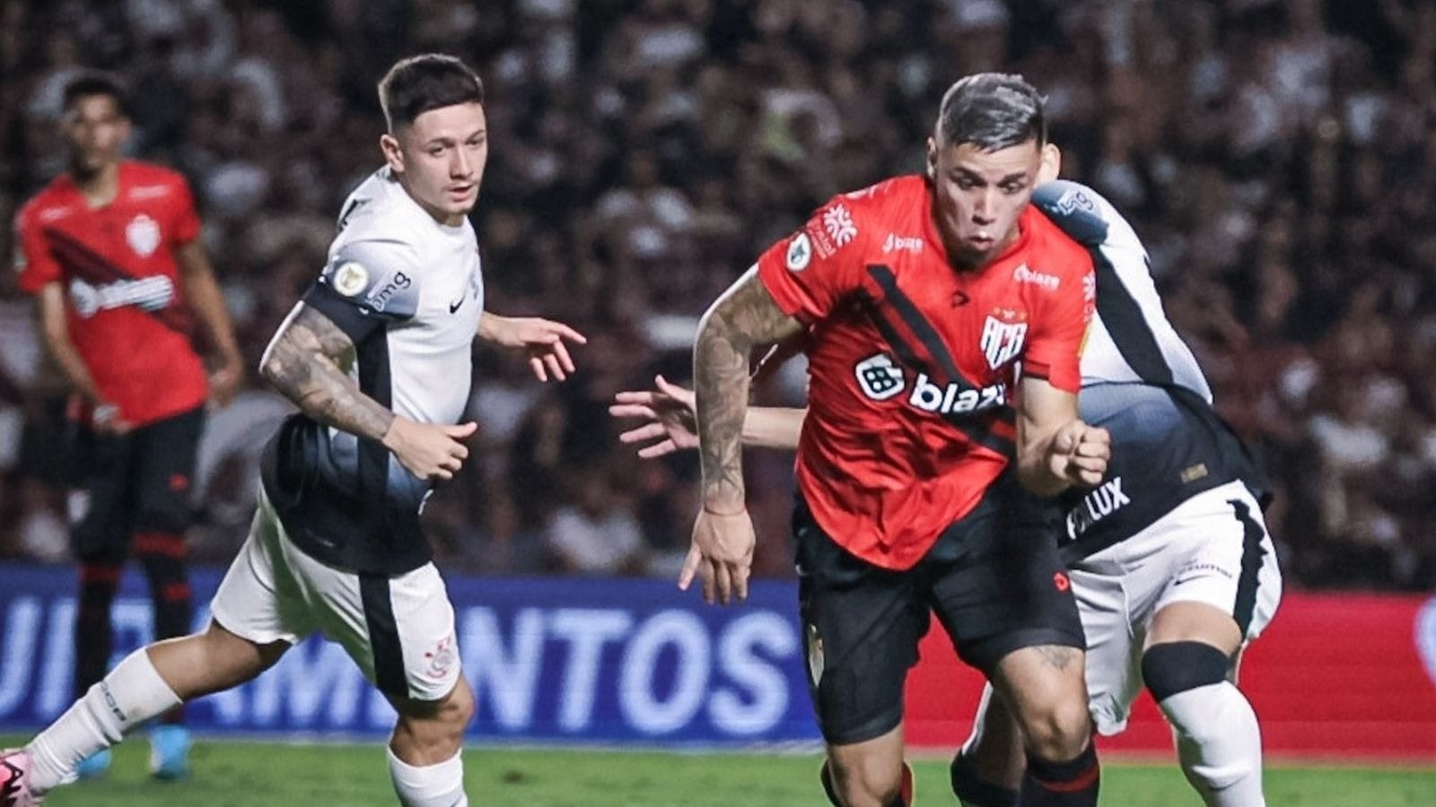 Corinthians Cede Empate No Fim Contra Atlético-GO, Mas Deixa Zona De ...