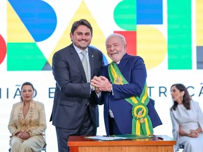 Lula deve convocar Juscelino para reunião sobre indiciamento após chegar da Europa