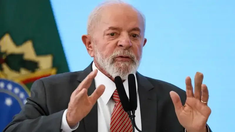 Lula afirma que reconstrução do RS vai demandar recursos públicos e privados