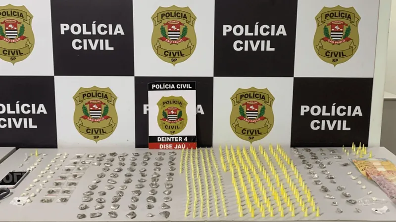 Polícia Civil prende dupla com porções de maconha, crack e cocaína