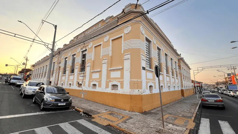 Obras na escola Coronel Leite podem ser retomadas após decisão do Condephaat