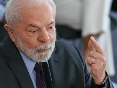 Lula retorna a Brasília e retoma agenda no Planalto