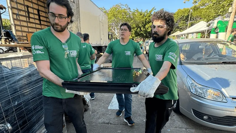 Mutirão recebe 30 toneladas de lixos eletrônicos