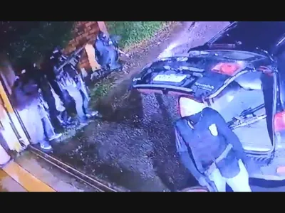 Assalto a carro-forte termina com policial e bandidos mortos no RS