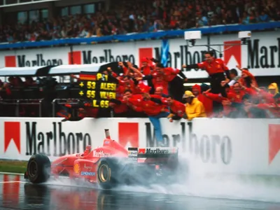 Primeira vitória de Schumi na Ferrari marcou GP da Espanha; veja curiosidades