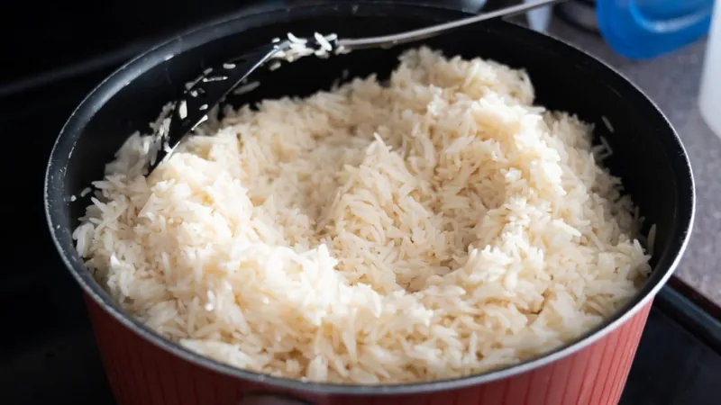 Sem risco de desabastecimento, preço do arroz cai 6%