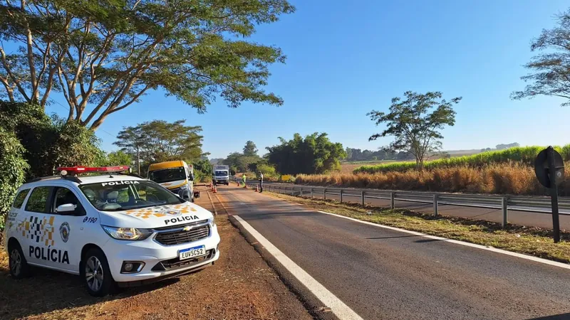 Polícia fiscaliza rodovias dentro da Operação Balança na região de Bariri