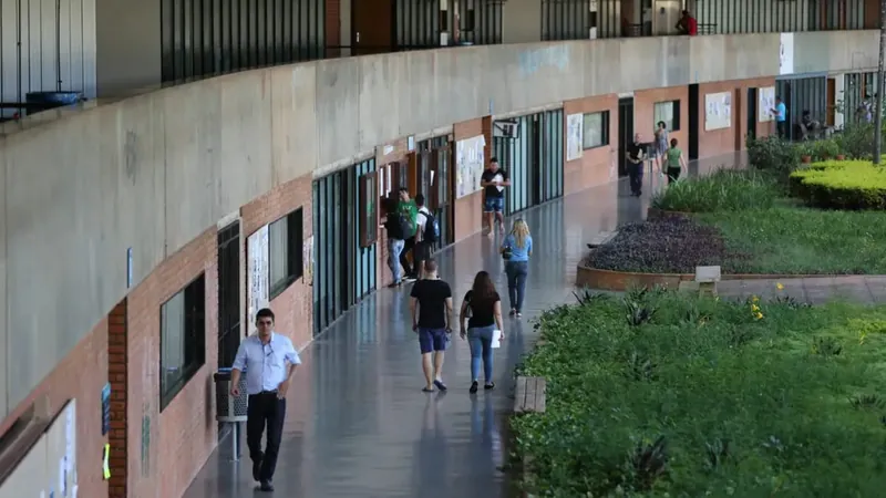 UnB discute calendário letivo após fim da greve dos professores