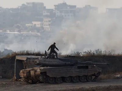 Ofensiva militar em Gaza completa nove meses com pressão à Netanyahu