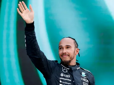 Pódio no GP da Espanha amplia recorde de Lewis Hamilton