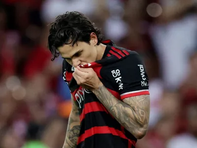 Flamengo vence clássico e mantém a invencibilidade de nove jogos sobre o Flu