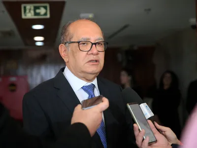 Gilmar Mendes diz que tentativa de golpe é crime e descarta anistia