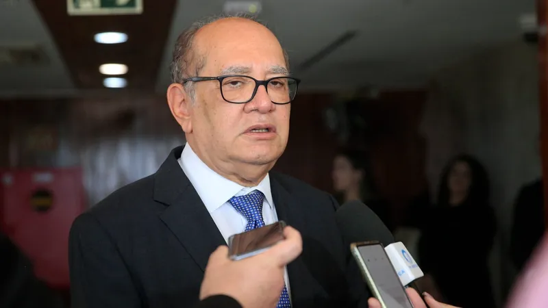 Gilmar Mendes diz que tentativa de golpe é crime e descarta anistia