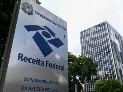 Receita Federal abre consulta ao 3º lote de restituição do Imposto de Renda 2024
