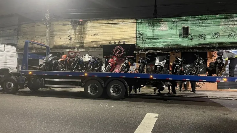 Polícia apreende 90 motos em operação contra "rolezinhos" na Zona Sul do Rio