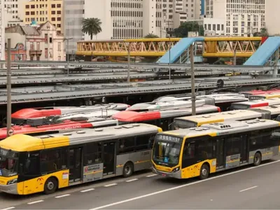 Audiência de conciliação pode suspender greve de motoristas de ônibus em SP
