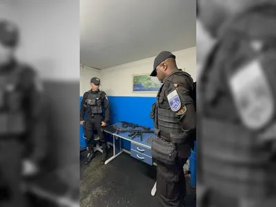 Mulher é presa com dois fuzis na Rodoviária do Rio