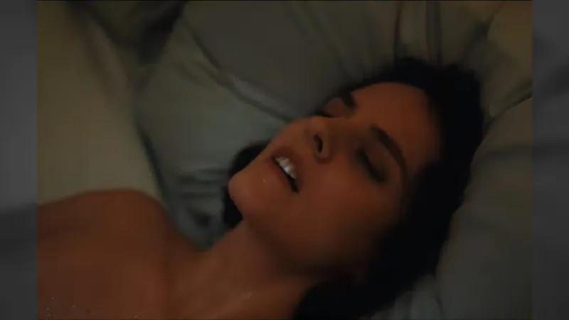 “Emmanuelle”: remake do clássico erótico ganha seu primeiro trailer