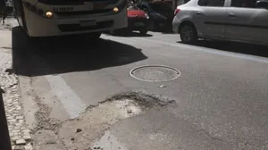Motoristas reclamam de problemas no asfalto da cidade do Rio