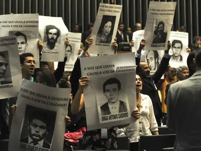 Lula recria comissão que trata de mortes e desaparecimentos na ditadura