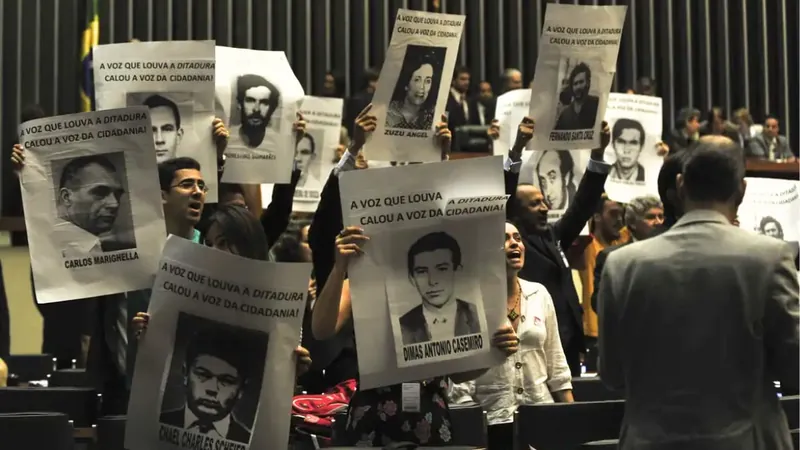 Lula recria comissão que trata de mortes e desaparecimentos na ditadura