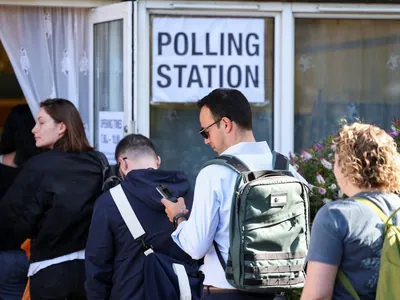Reino Unido vai às urnas com trabalhistas na liderança