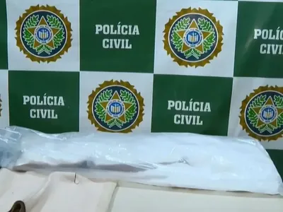Mulher do Suriname é presa com quatr5o quilos de cocaína na Rodoviária do Rio
