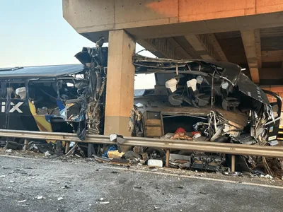 Acidente de ônibus, com destino a Aparecida, deixa 10 mortos e 42 feridos